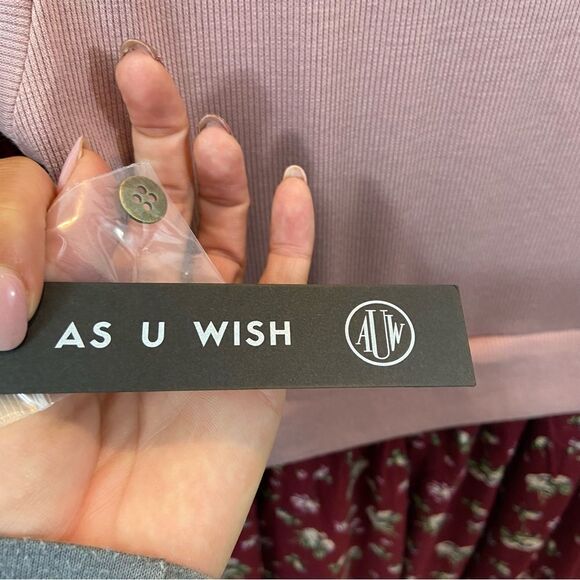 New with Tags Juniors' As U Wish Cropped Sweater Vest & Floral Shirtdress Set M - Picture 11 of 11